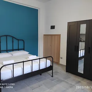 Apartament Casablanca, Katania